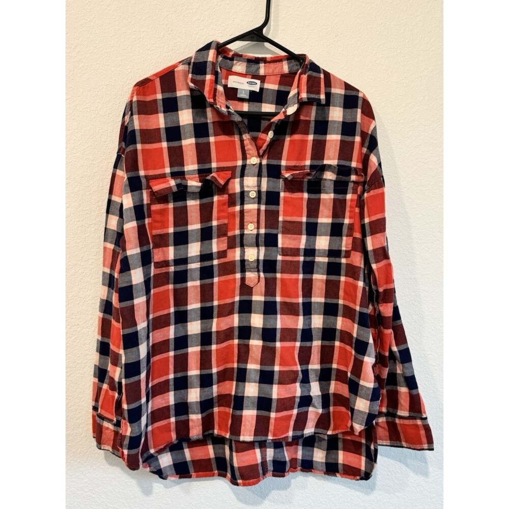 Old Navy Women's Red Plaid Boyfriend Shirt Henley Cotton Side Slits Large